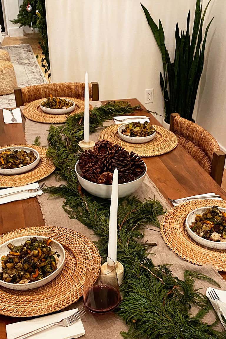 holiday dinner table