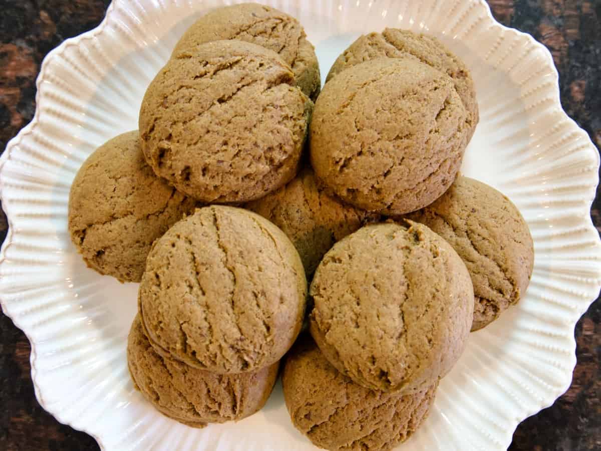The Best Easy Vegan Gingersnap Cookie Recipe