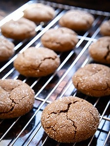 vegan gingersnap cookies on a wire rack