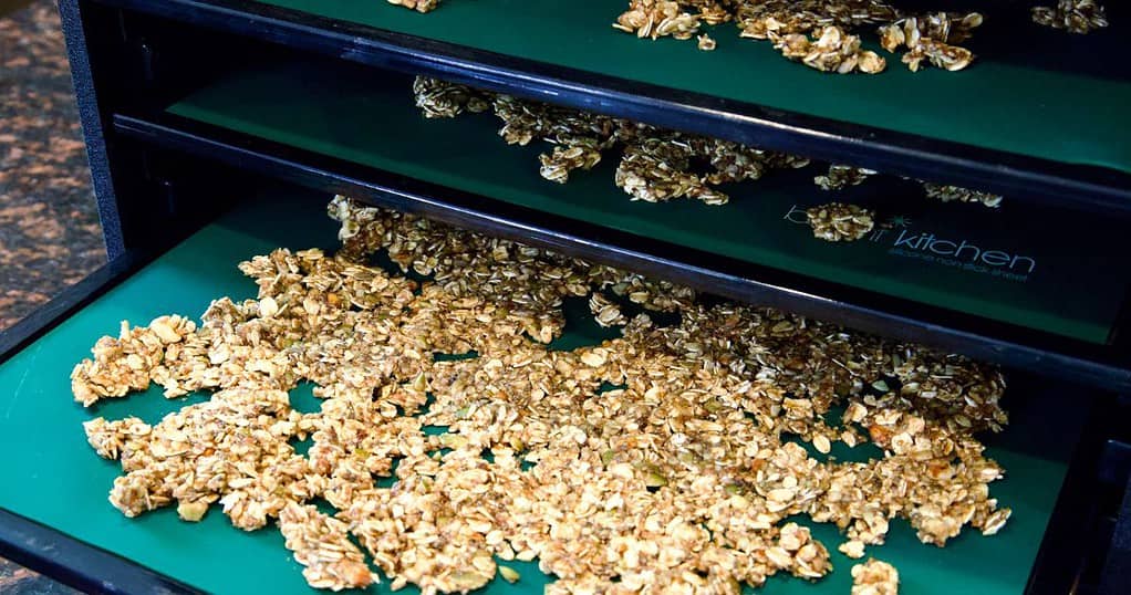 granola-on-dehydrator-trays