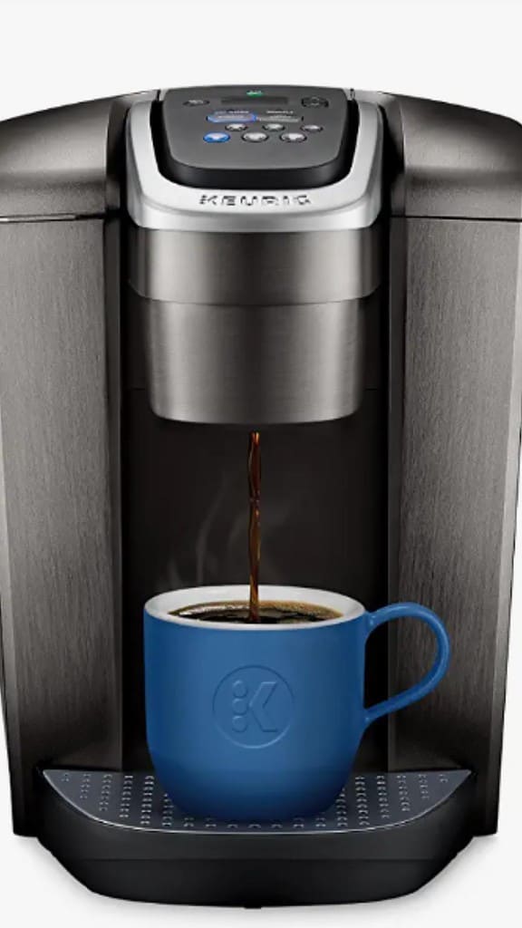 keurig-coffee-maker-blue-cup