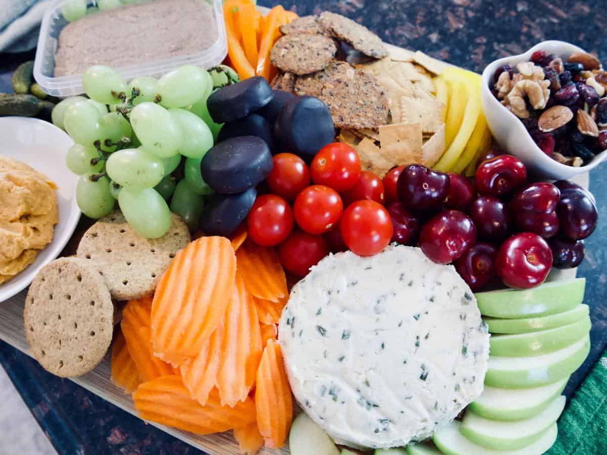 vegan-cheese-charcuterie-board