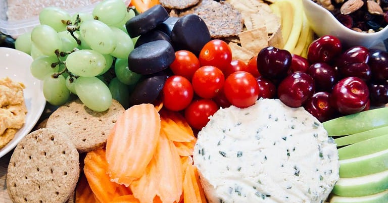 charcuterie-board-fruits-veggies-vegan-cheese