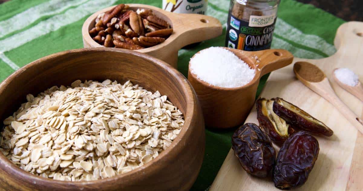 cinnamon-oatmeal-cookies-ingredients