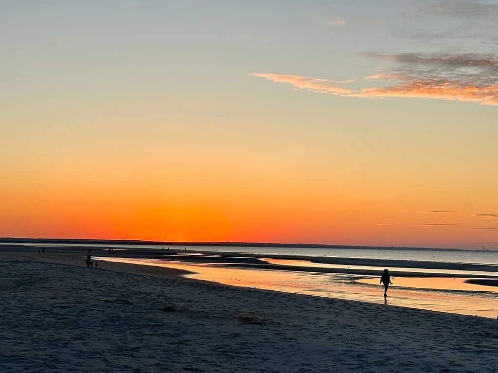 grief-is-not-linear-beach-sunset