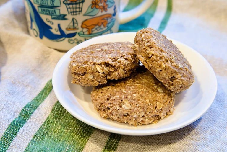 three-oatmeal-biscuit-cookies-plate