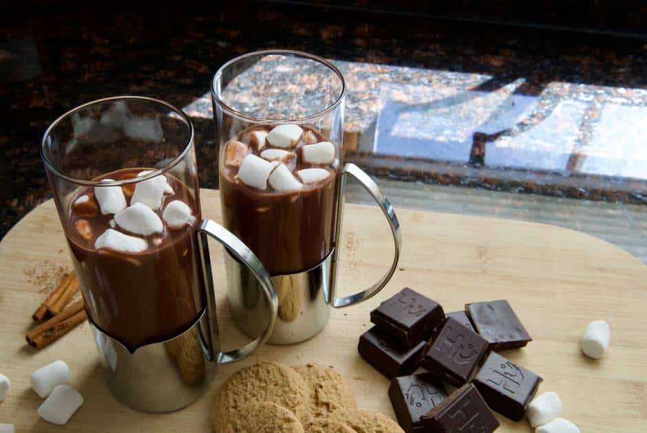 Dairy Free Hot Chocolate Drink Recipe: Easy & Healthy