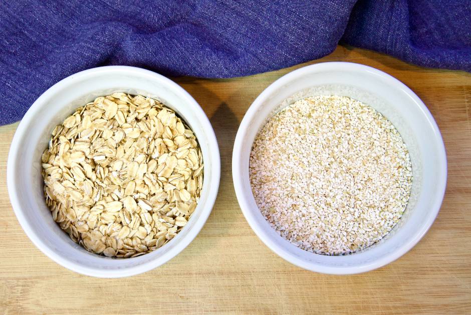 dry-rolled-oats-in-bowl-dry-cream-of-wheat-in-bowl