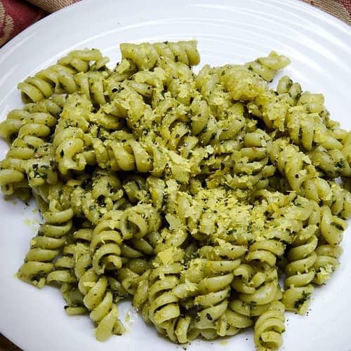 white-plate-lemon-pesto-pasta