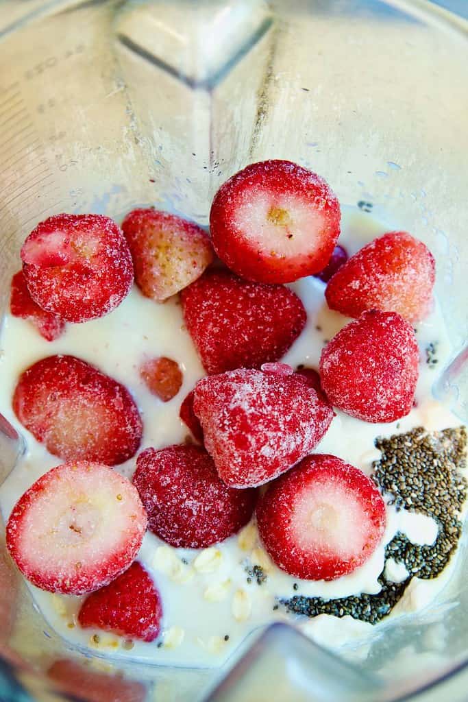 frozen strawberries in blender