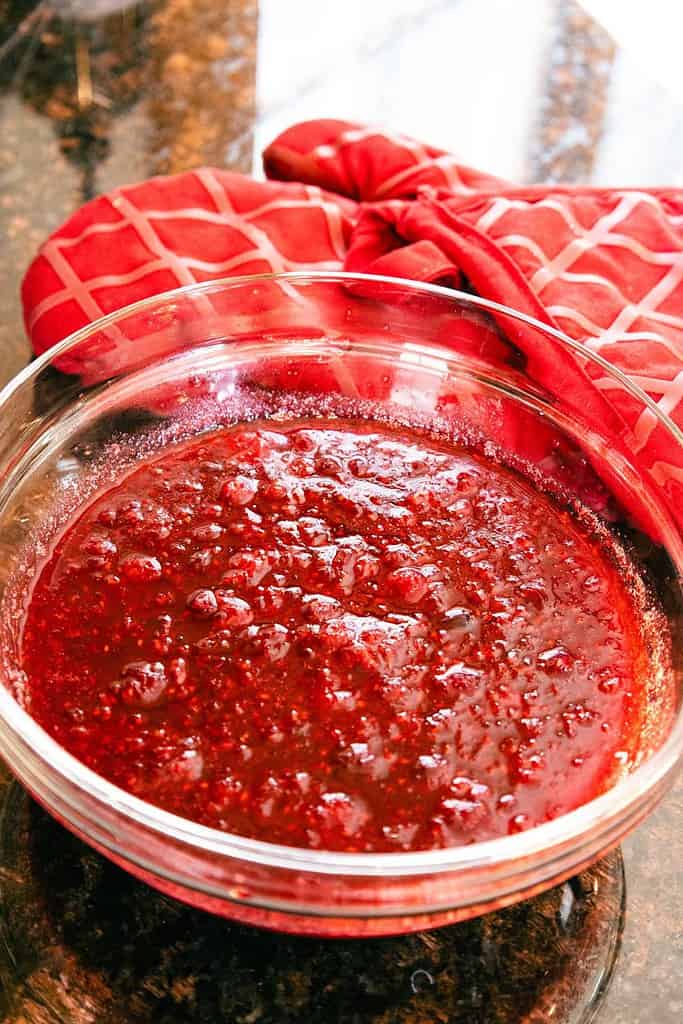 sugar free cranberry sauce in glass bowl