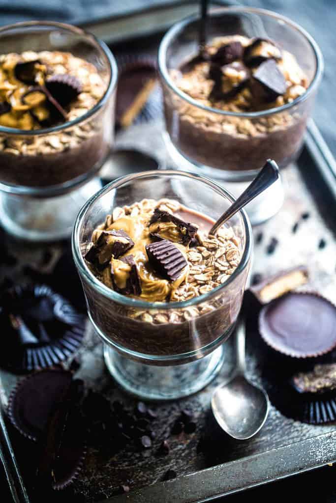 chocolate chia seed pudding in glass cups