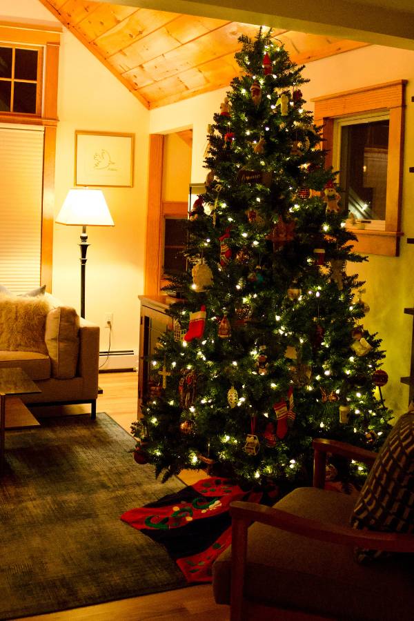 feel blessed christmas tree in a cozy living room